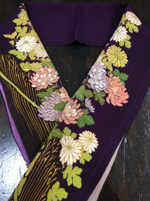 刺繍半襟　紫　菊柄